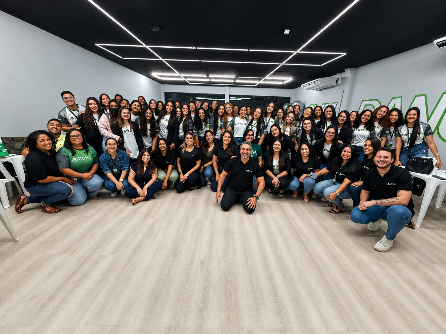 Time Match Fit reunido em treinamento interno da rede