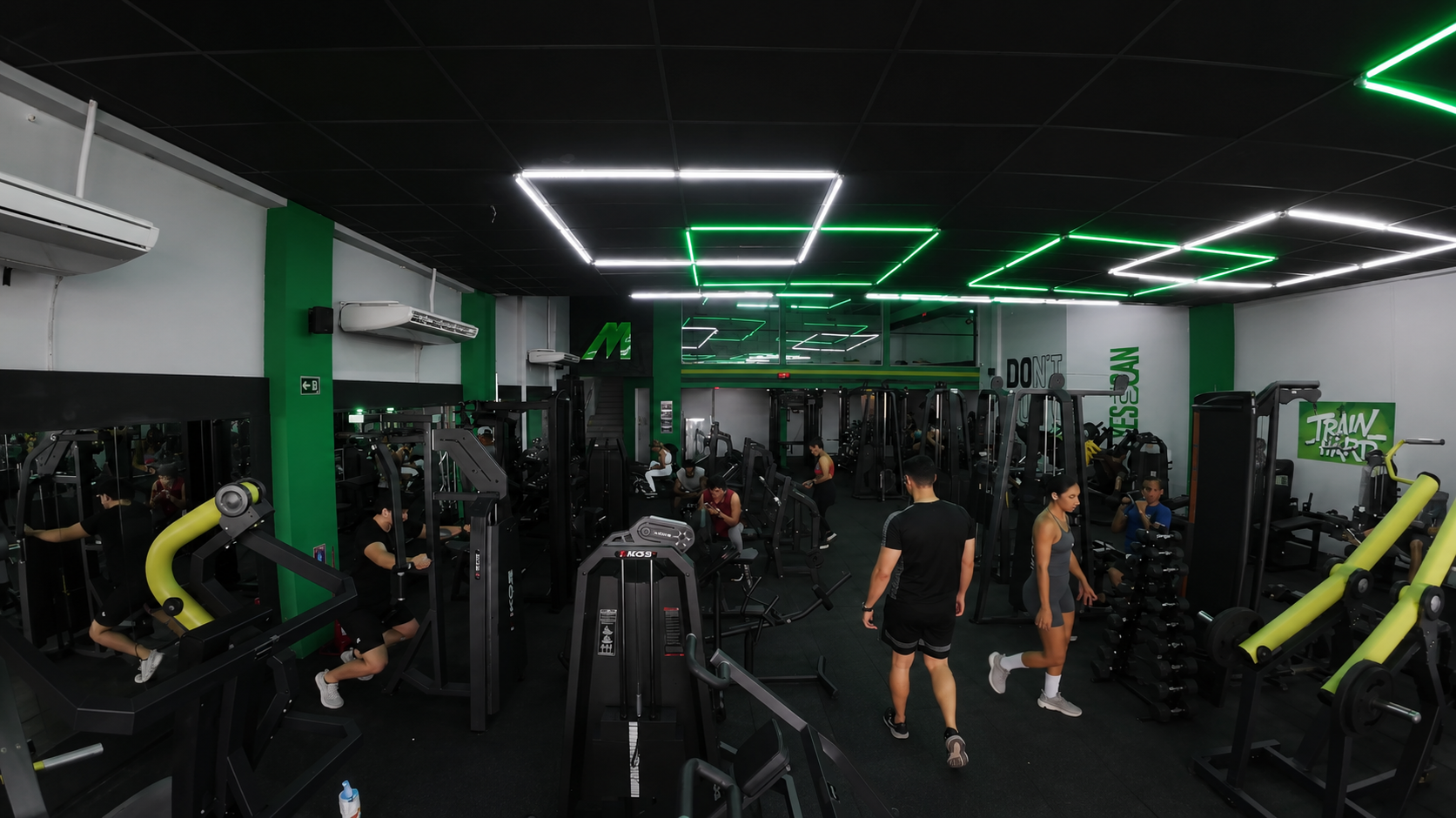 Segundo ângulo da musculação da Match Fit Jardim São Paulo