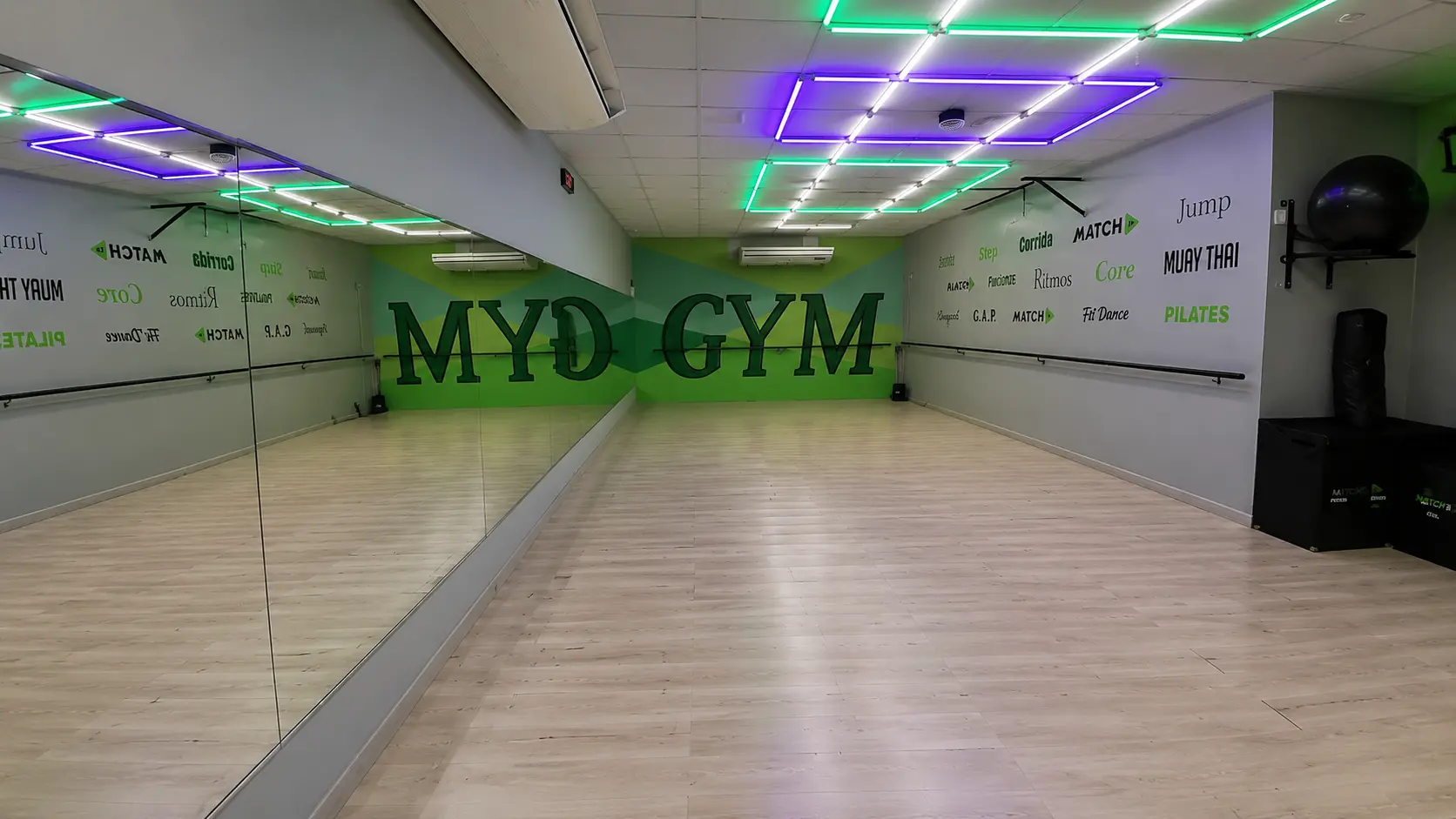 Sala de ginástica e dança da Match Fit Graças