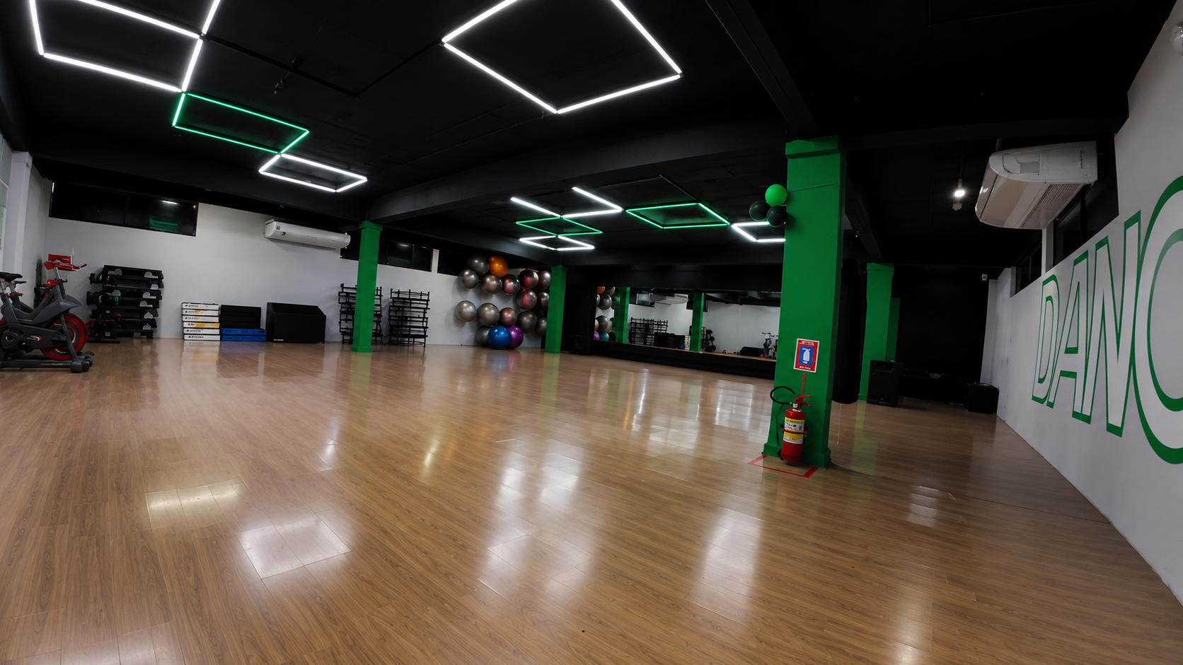 Sala de ginástica e dança da Match Fit Encruzilhada
